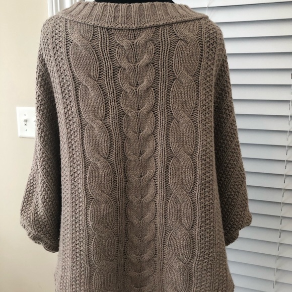 Ann Taylor Batwing Sweater - Picture 4 of 6